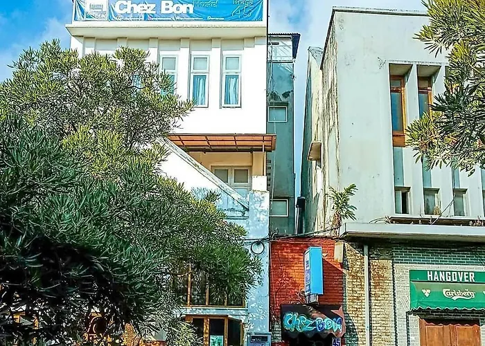 Chezbon Hostel
