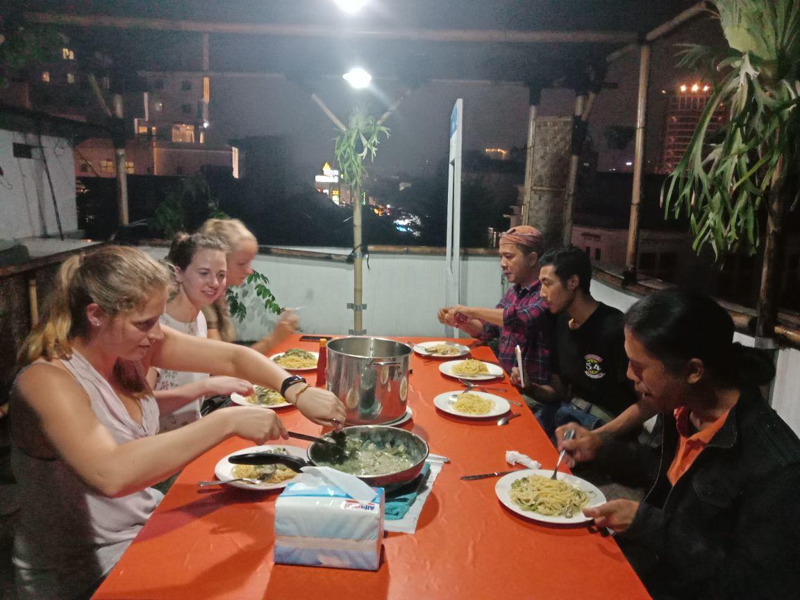 Chezbon Asrama